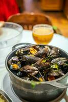 traditionell belgisk ångad musslor belgien foto