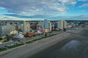 puerto madryn stad, ingång portal till de halvö valdes naturlig boka, värld arv webbplats, patagonien, argentina. foto