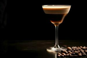 idealisk espresso Martini cocktail mörk bakgrund med tömma Plats för text foto