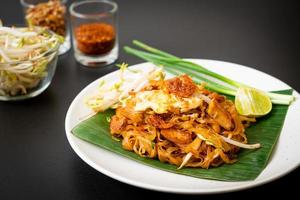 pad thai - stekt risnudlar