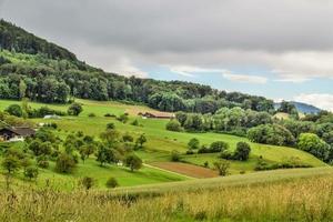 en schweizisk landsbygd foto