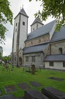 st marys kyrka i sandviken, bergen, norge foto