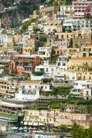 panorama- se av de by av positano neapel Italien foto