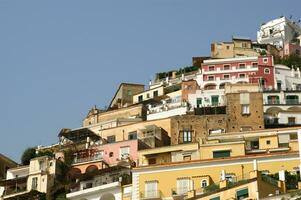 panorama- se av de by av positano neapel Italien foto