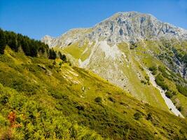 på de vägar av de apuan alps Italien foto