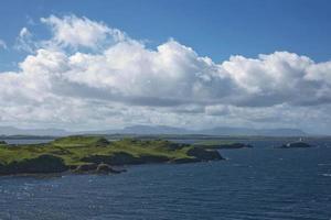 Irländska kusten nära Killybegs, County Donegal i Irland foto