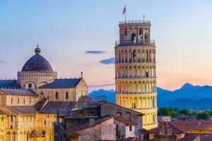 de känd lutande torn i pisa, Italien foto