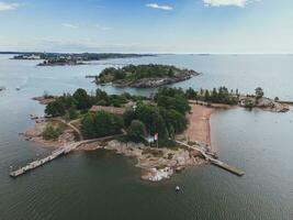 helsingfors skärgård i finland förbi Drönare foto