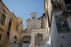 visningar från atrani på de amalfi kust, Italien foto