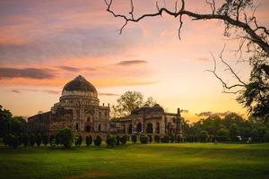 bara gumbad på lodi trädgård i Delhi, Indien foto