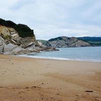 strandlandskap i kusten i bilbao spanien foto