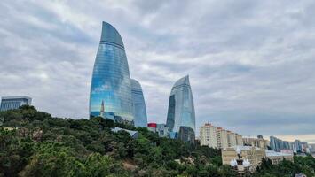 baku - fängslande blandning av kultur, historia, och innovation i azerbajdzjaner vibrerande huvudstad foto
