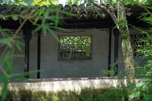 gammal traditionell trädgård, suzhou trädgård, i Kina. foto