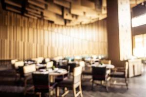abstrakt oskärpa och defokuserad restaurangbuffé i hotellort