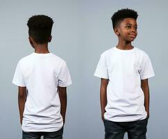 främre och tillbaka visningar av en liten pojke bär en vit t-shirt. ai genererad foto