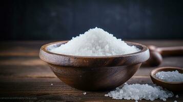 naturlig textur och smak, en skål av hav salt på en färgad trä- bakgrund, generativ ai foto