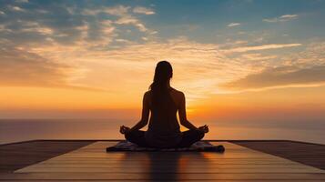 yoga kvinna mediterar och praktiserande yoga på Hem, hav och solnedgång bakgrund ai generativ foto