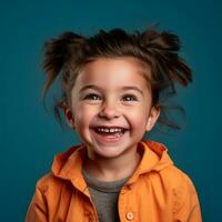porträtt av en söt liten flicka skrattande på en blå bakgrund generativ ai foto