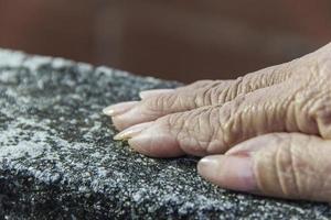detaljer om en forntida människas hand foto