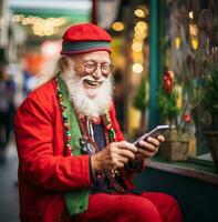 gammal man använder sig av hans smart telefon i de stad, modern åldring stock bilder, ai genererad åldring bilder foto