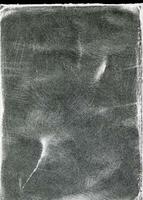 svart skrynkliga och skrynkligt plast affisch textur bakgrund, för blandning effekt, täcka över grunge damm foto