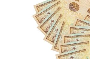 20 Dominikanska peso räkningar lögner isolerat på vit bakgrund med kopia Plats. rik liv konceptuell bakgrund foto