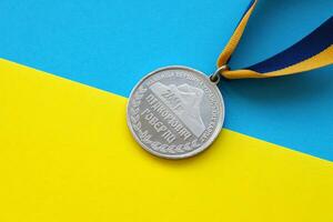 Kiev, ukraina - Maj 4, 2022 medalj för de person vem erövrade montera hoverla foto