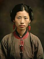 ett gammal färgad fotografera av en asiatisk kvinna från de tidigt 1900 -talet ai generativ foto