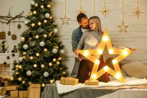 par på jul med presenterar stjärna foto