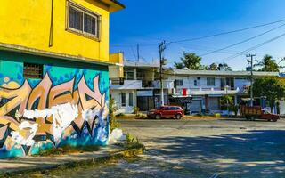 puerto escondido oaxaca mexico 2023 typisk skön färgrik turist gata trottoar stad puerto escondido Mexiko. foto