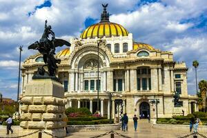 mexico stad mexico 2021 Fantastisk palats av bra konst arkitektonisk mästerverk i mexico stad. foto