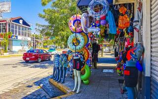 puerto escondido oaxaca mexico 2023 typisk skön färgrik turist gata trottoar stad puerto escondido Mexiko. foto