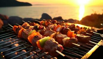 grillning friska grillspett utomhus på solnedgång ai genererad foto