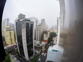 byggnader i centrala Sao Paulo på en regnig dag, Brasilien foto