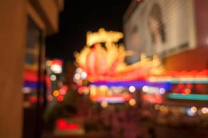 Las Vegas stadsgator och ljus bokeh defokuserad effekt foto