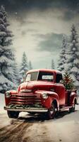 årgång röd lastbil med jul träd i snöig landskap foto