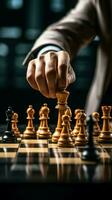 selektiv fokus mannens hand i schack spela, metaforiskt styrning strategisk företag beslut vertikal mobil tapet ai genererad foto