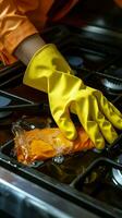 topp ner se kvinnors handskar hand scrubs spis, upptäckt glädje i posta matlagning rengöring vertikal mobil tapet ai genererad foto