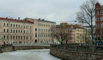 helgon Petersburg, Ryssland-17 september 2023 fasader av hus längs de griboyedov kanal, sommar foto