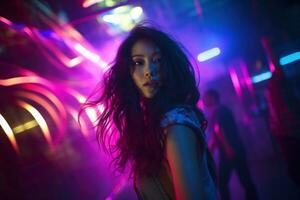 porträtt av en skön ung asiatisk kvinna med lång hår i natt klubb ai genererad foto