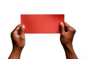en mänsklig hand innehav en tom ark av röd papper eller kort isolerat på vit bakgrund. ai genererad foto