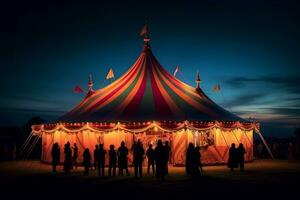 magisk cirkus tält upplyst på skymning med åskådare samlade in i förväntan. generativ ai foto