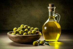 en flaska av oliv olja Nästa till en skål av oliver foto