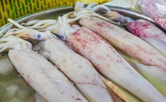 rå thailändsk skaldjur i Koh Samui, Thailand