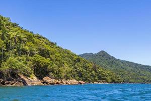 den stora tropiska ön Ilha Grande, Angra dos Reis Brasilien.