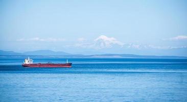 lastoljetankfartyg i havet foto