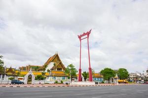 gigantisk gunga, suthat templet, bangkok, Thailand foto