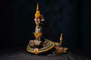 kung av naga, naka thailand drake eller orm kung i de mörk foto