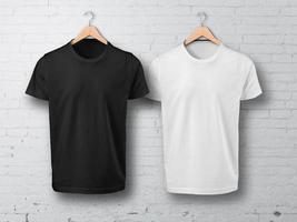 svartvitt t -shirt mockup foto