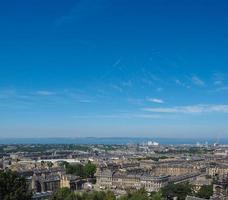 Flygfoto över Edinburgh från Calton Hill foto